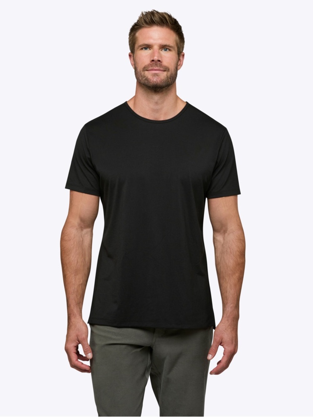 NWOT- Cuts Clothing Men’s AO Split Hem Black Short Sleeve Tee